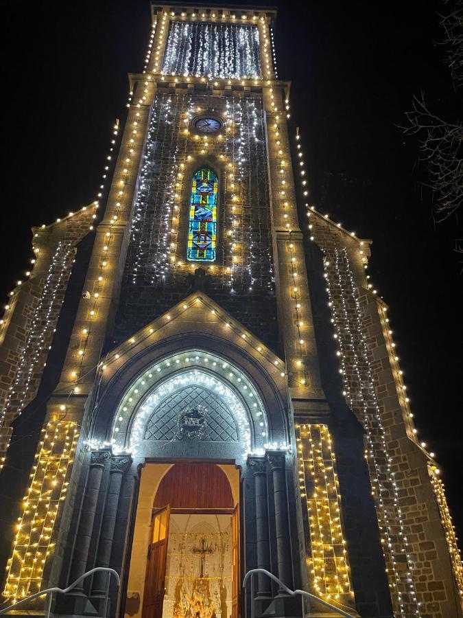 Mantilly Holiday Gite Экстерьер фото